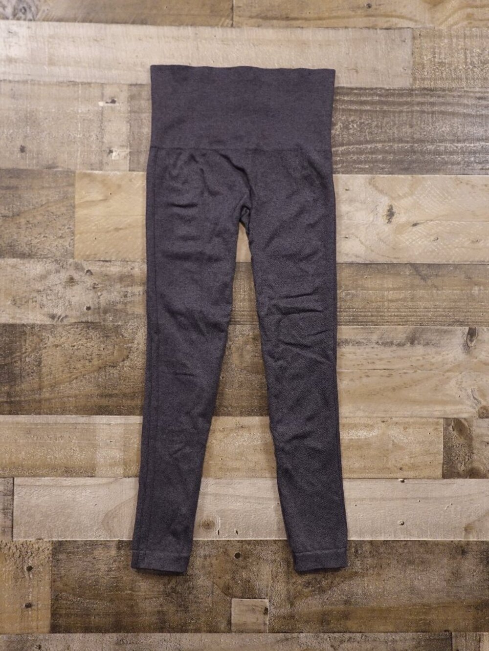 Spanx Seamless Leggings‎ Women’s Small Gray Shaping 22”